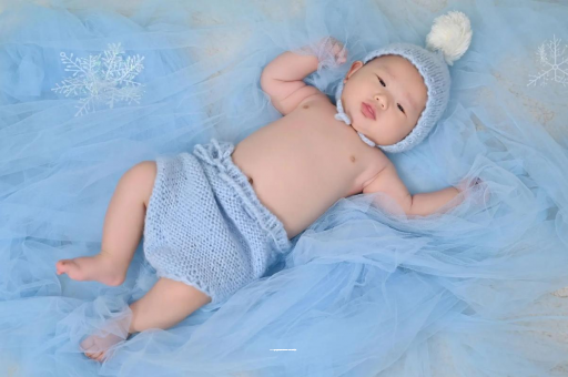 黔东两个月宝宝发热 黔东两个月宝宝发热